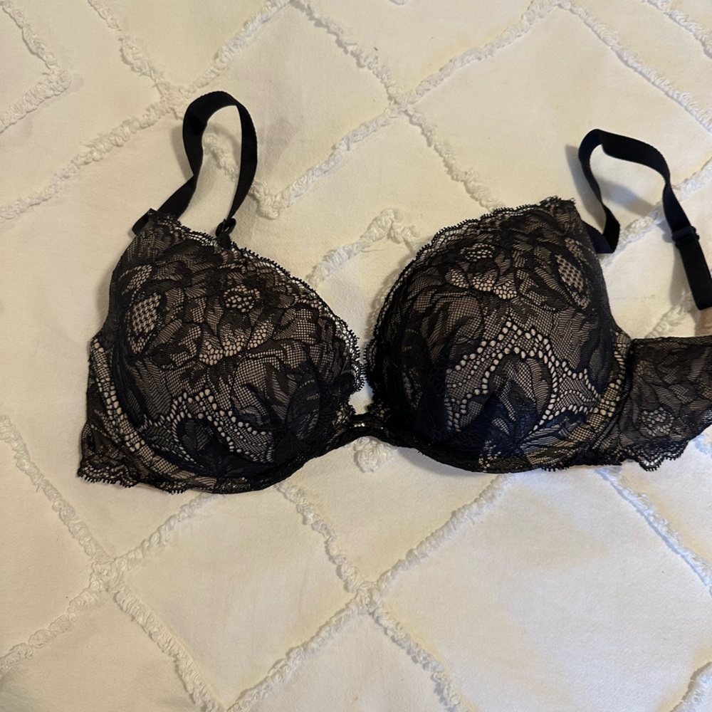 Black Lace Victoria’s Secret Push Up Bra